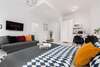 hotel_img
